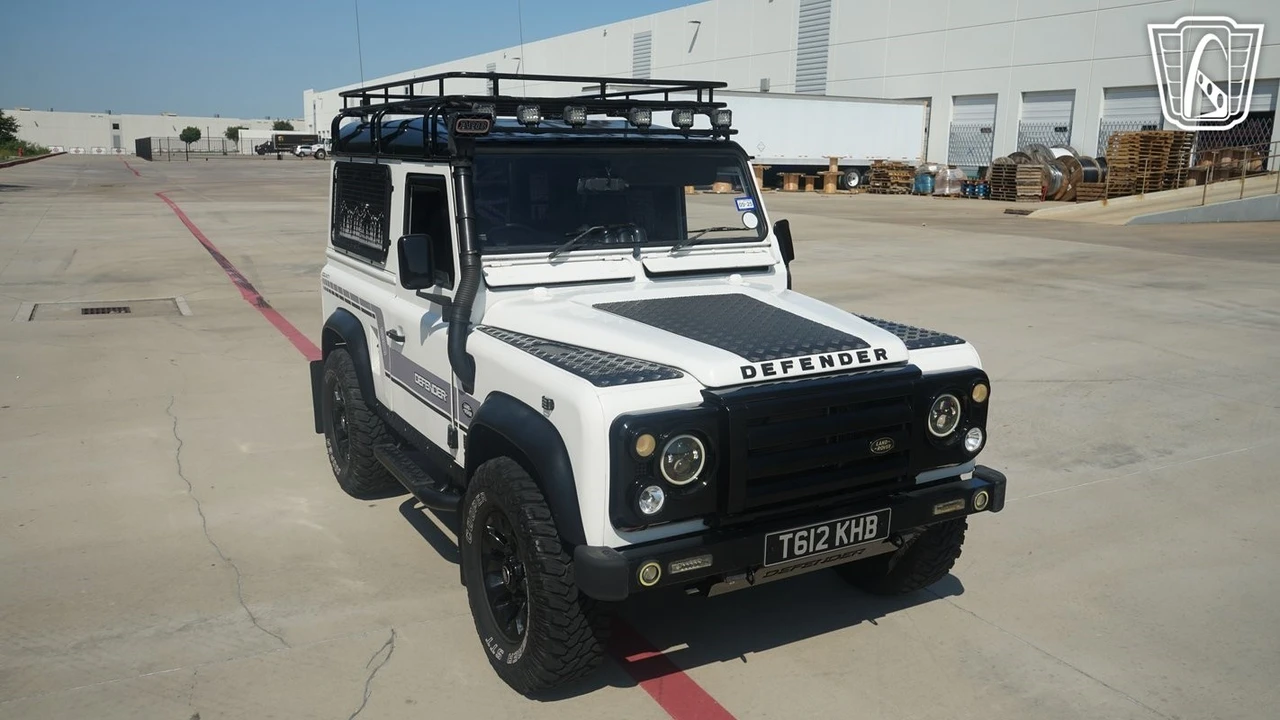 1999 Land Rover Defender 90 - Image 19 of 21