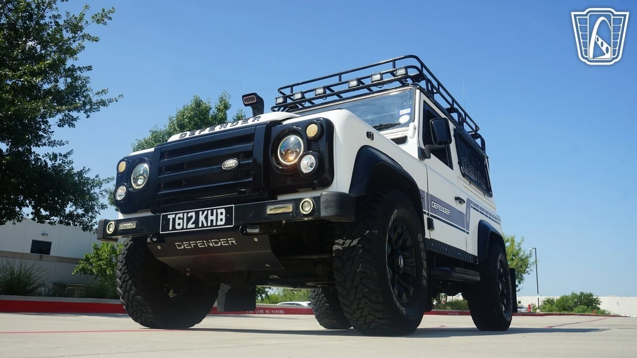 1999 Land Rover Defender 90 - Image 5 of 21