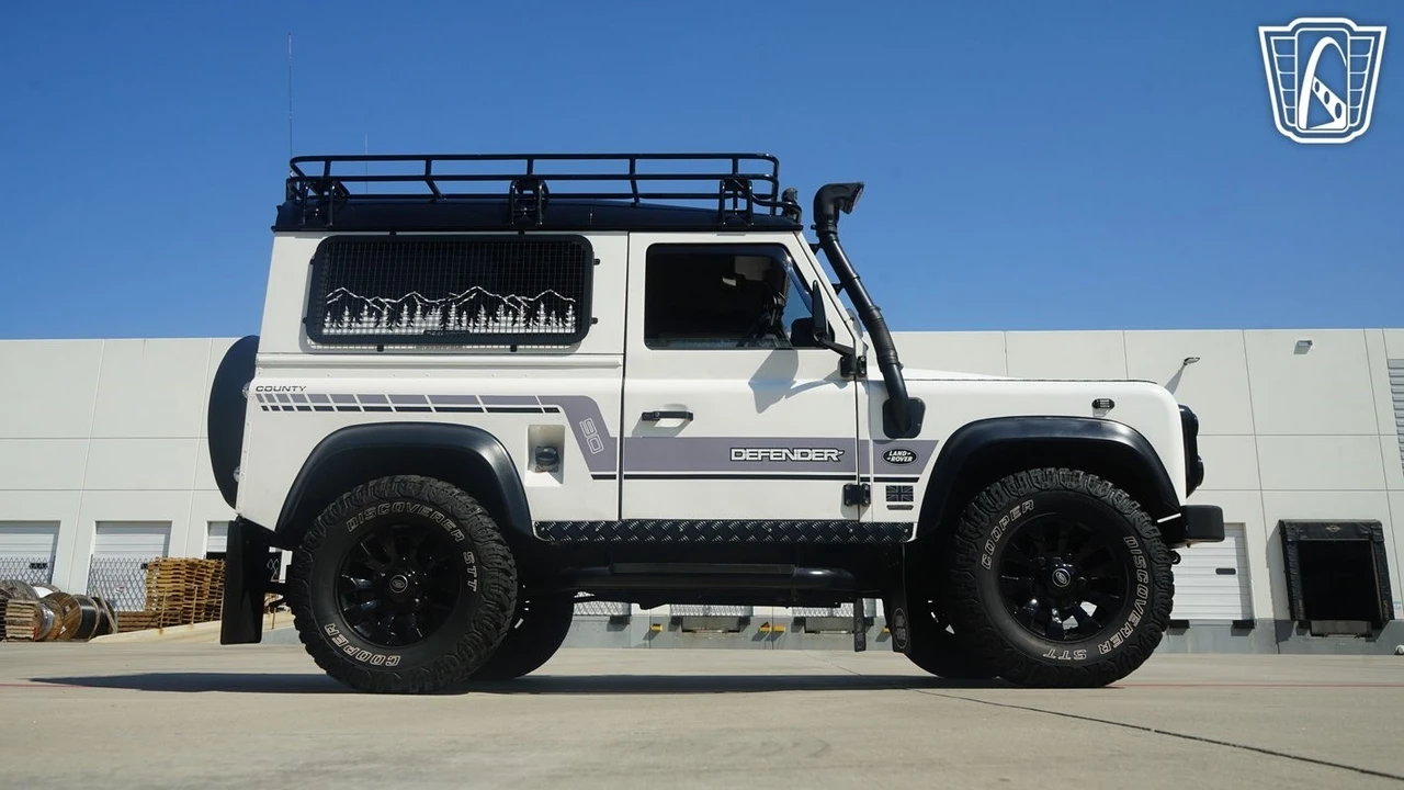 1999 Land Rover Defender 90 - Image 18 of 21