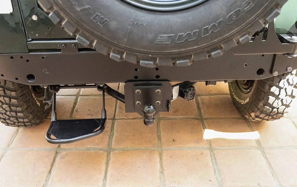 1999 Land Rover Defender 90 - Image 2 of 24