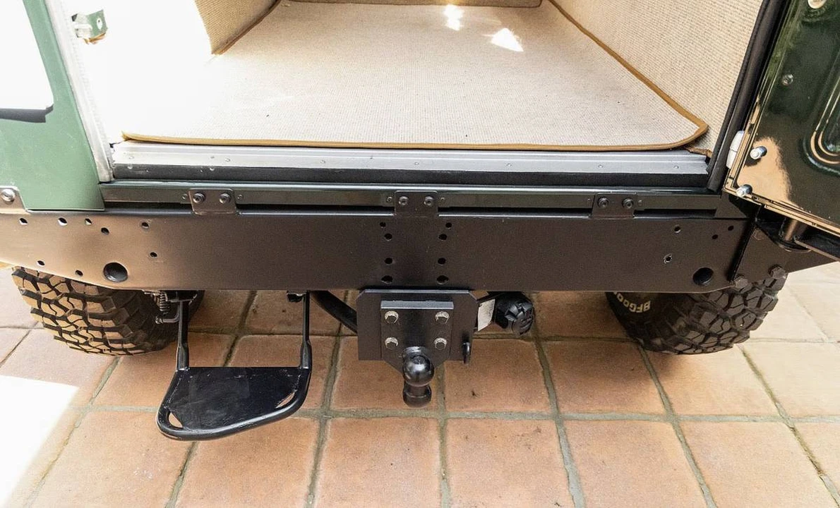 1999 Land Rover Defender 90 - Image 4 of 24