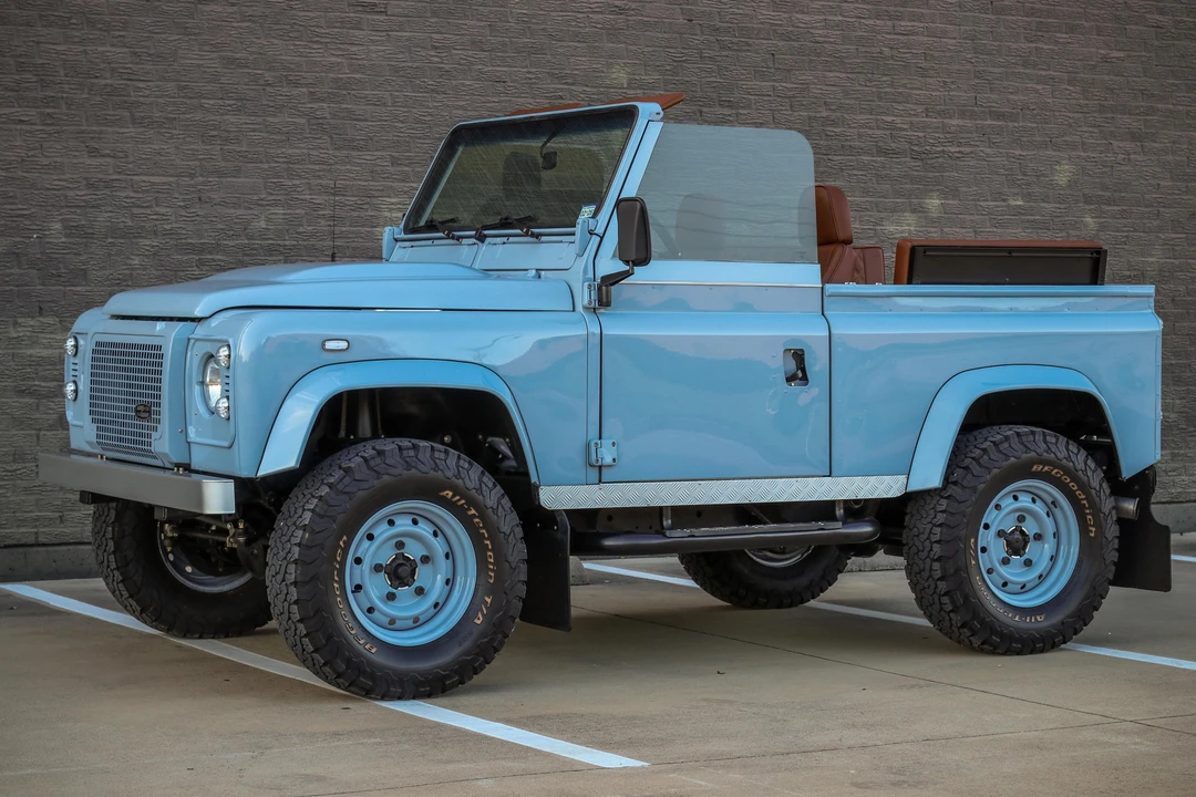 1999 Land Rover Defender 90 - Image 10 of 31