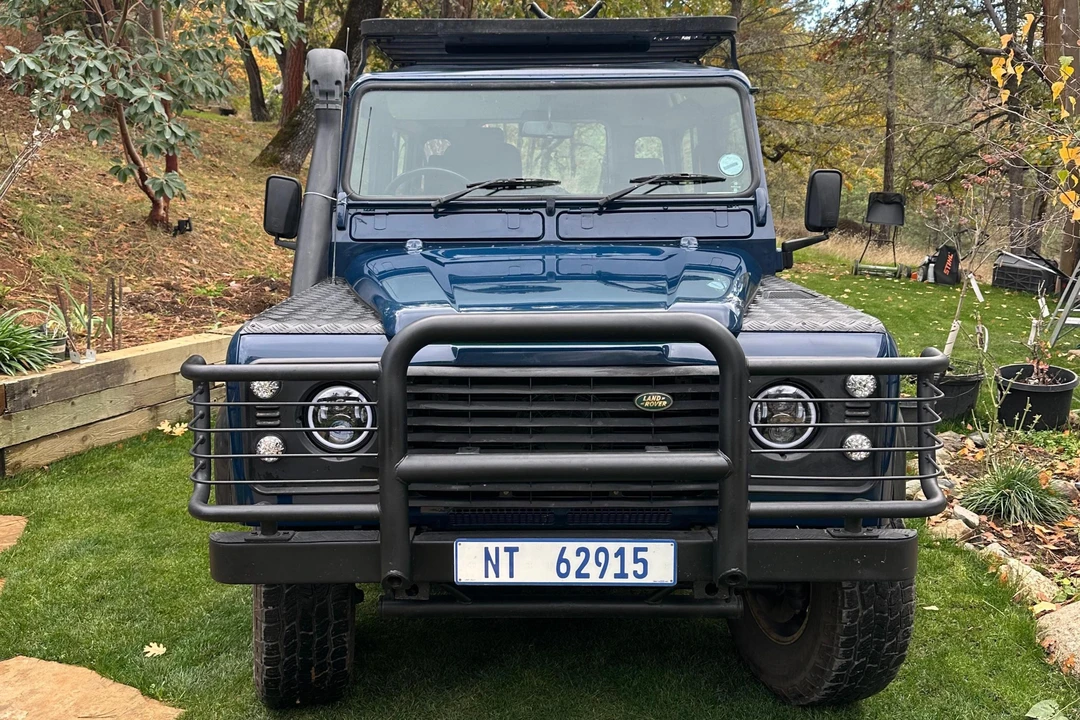 1999 Land Rover Defender 90 - Image 2 of 31