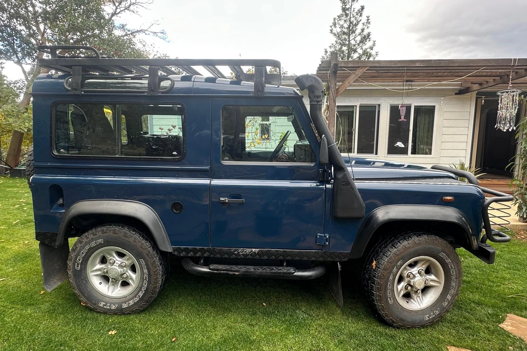 1999 Land Rover Defender 90 - Image 3 of 31