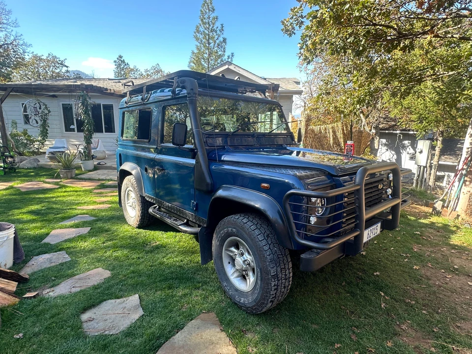 1999 Land Rover Defender 90 - Image 12 of 31