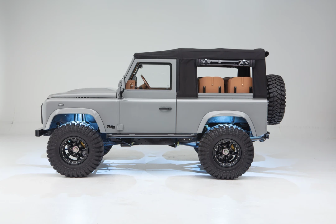 1999 Land Rover Defender 90 - Image 17 of 31