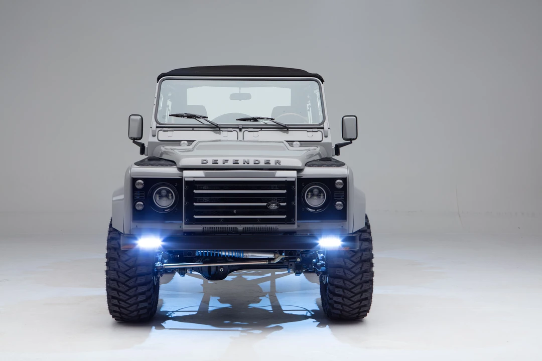1999 Land Rover Defender 90 - Image 15 of 31