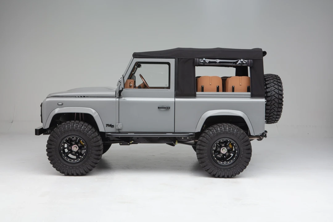 1999 Land Rover Defender 90 - Image 8 of 31