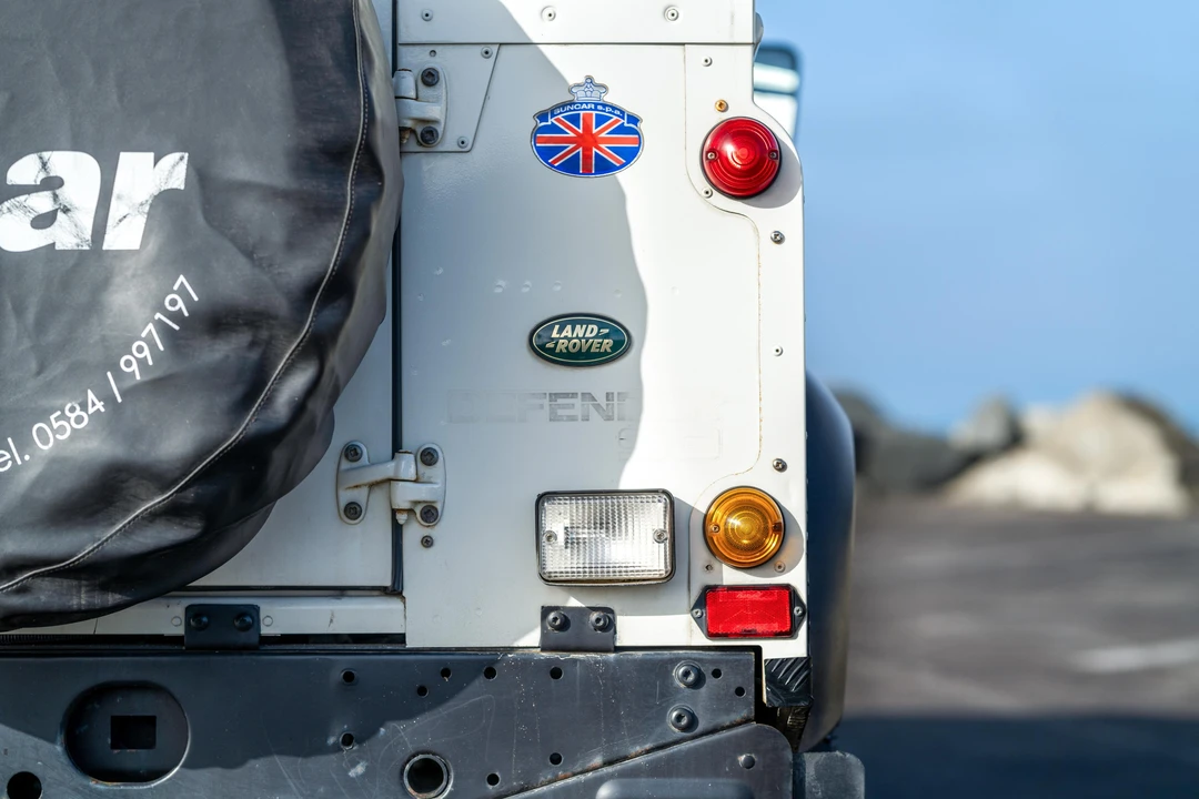 1999 Land Rover Defender 90 - Image 21 of 31