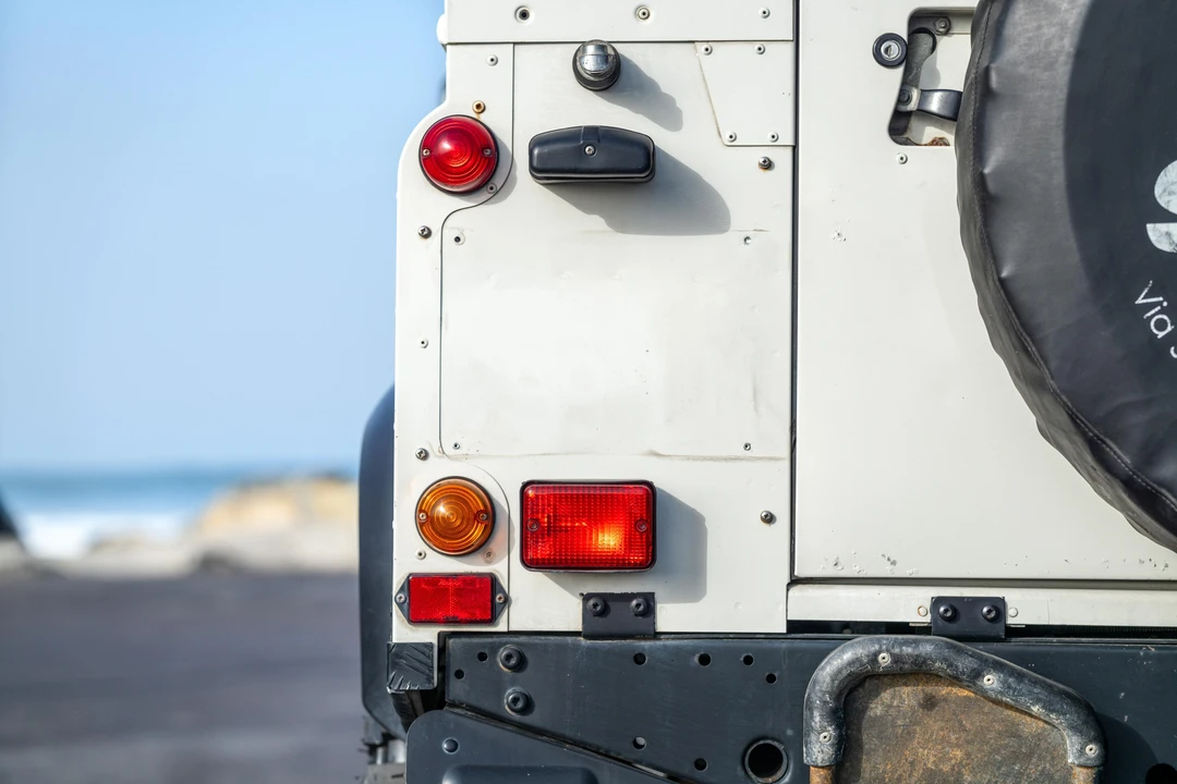 1999 Land Rover Defender 90 - Image 20 of 31
