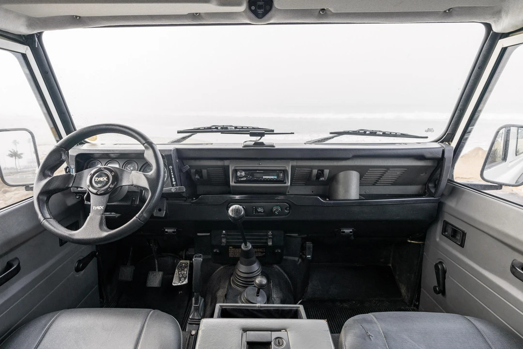 1999 Land Rover Defender 90 - Image 28 of 31