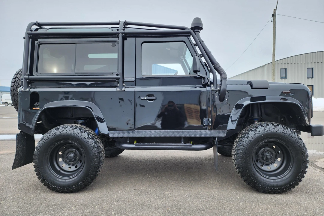 1999 Land Rover Defender 90 - Image 3 of 31