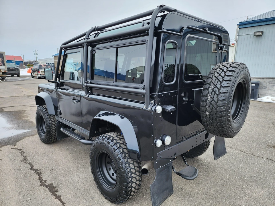 1999 Land Rover Defender 90 - Image 11 of 31