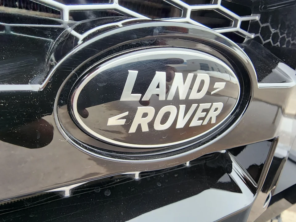 1999 Land Rover Defender 90 - Image 15 of 31