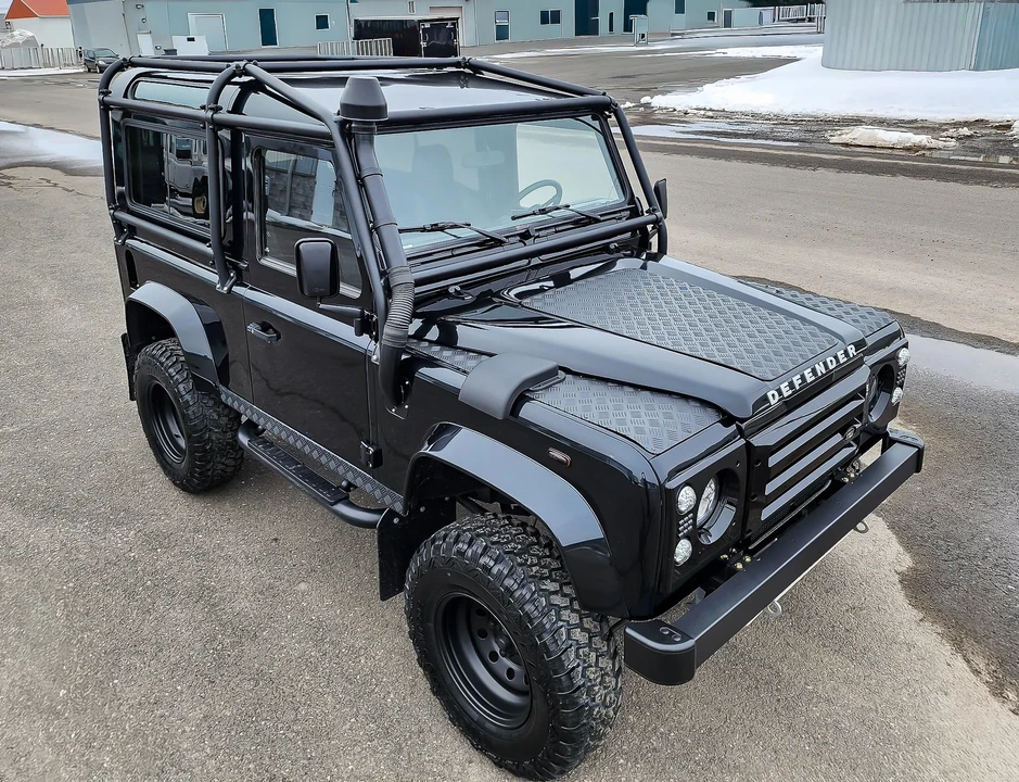 1999 Land Rover Defender 90 - Image 11 of 31