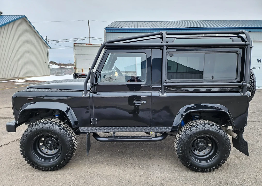 1999 Land Rover Defender 90 - Image 6 of 31