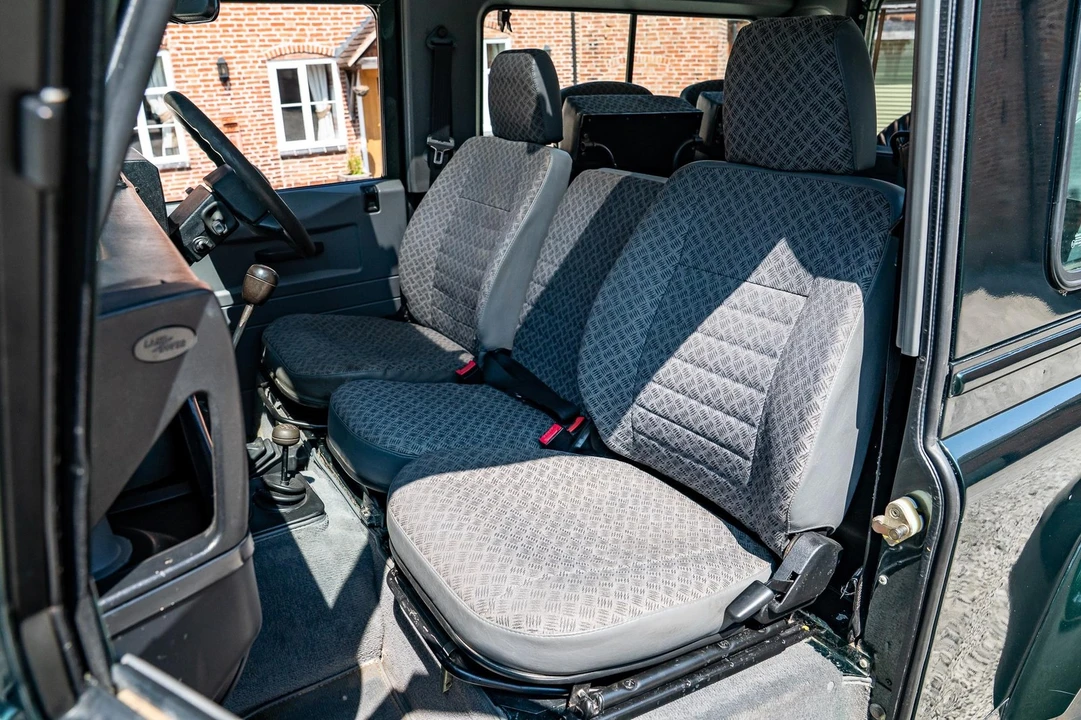1999 Land Rover Defender 90 - Image 19 of 21