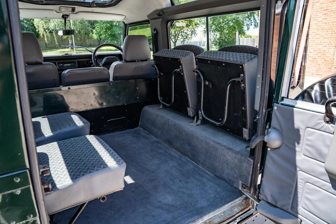 1999 Land Rover Defender 90 - Image 16 of 21