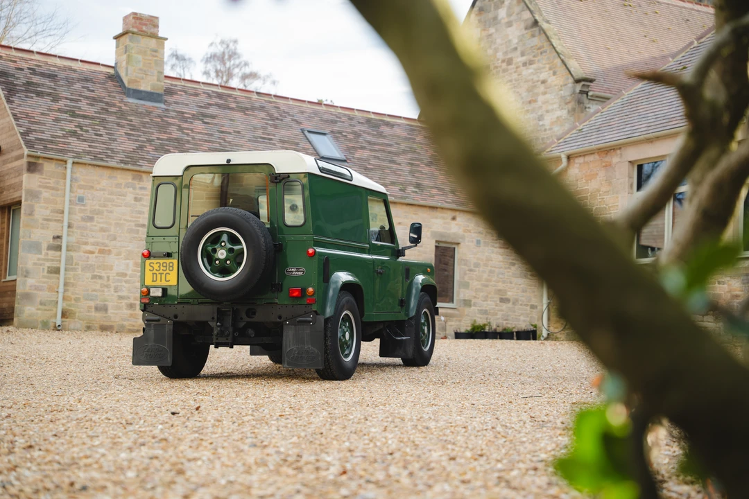 1999 Land Rover Defender 90 - Image 5 of 31