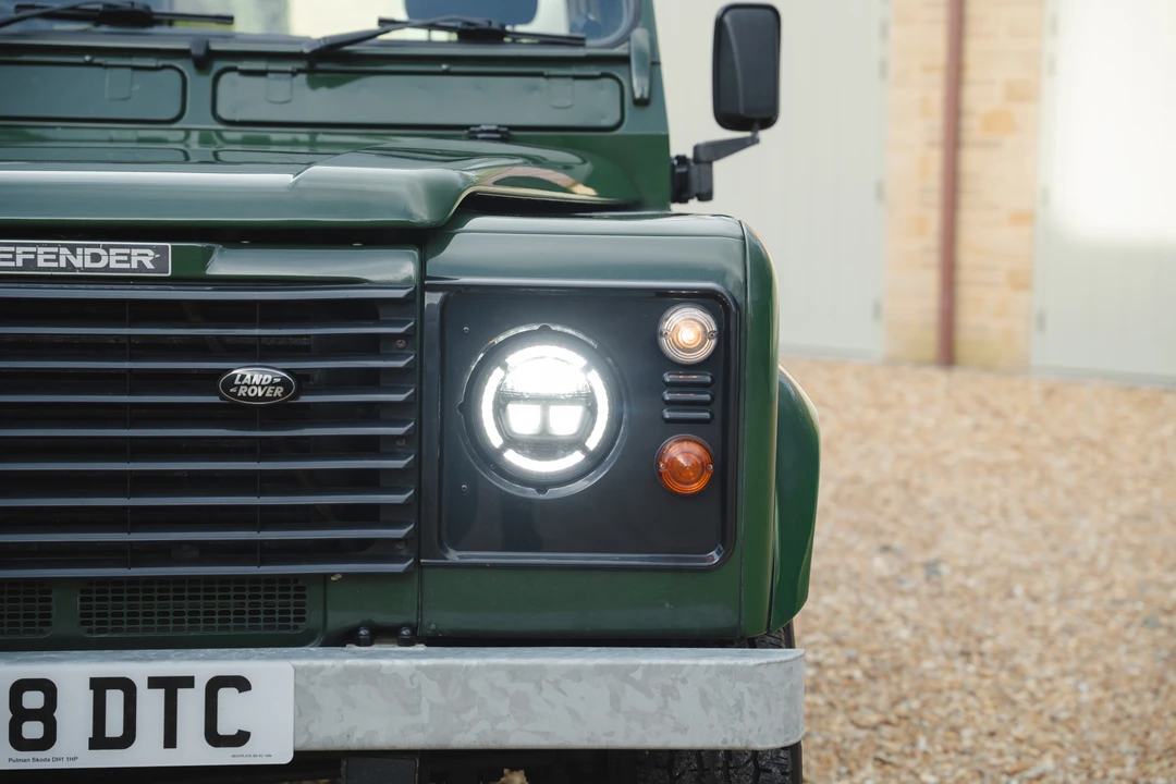 1999 Land Rover Defender 90 - Image 12 of 31