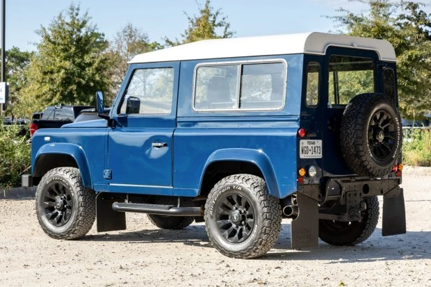 1999 Land Rover Defender 90 - Image 2 of 7
