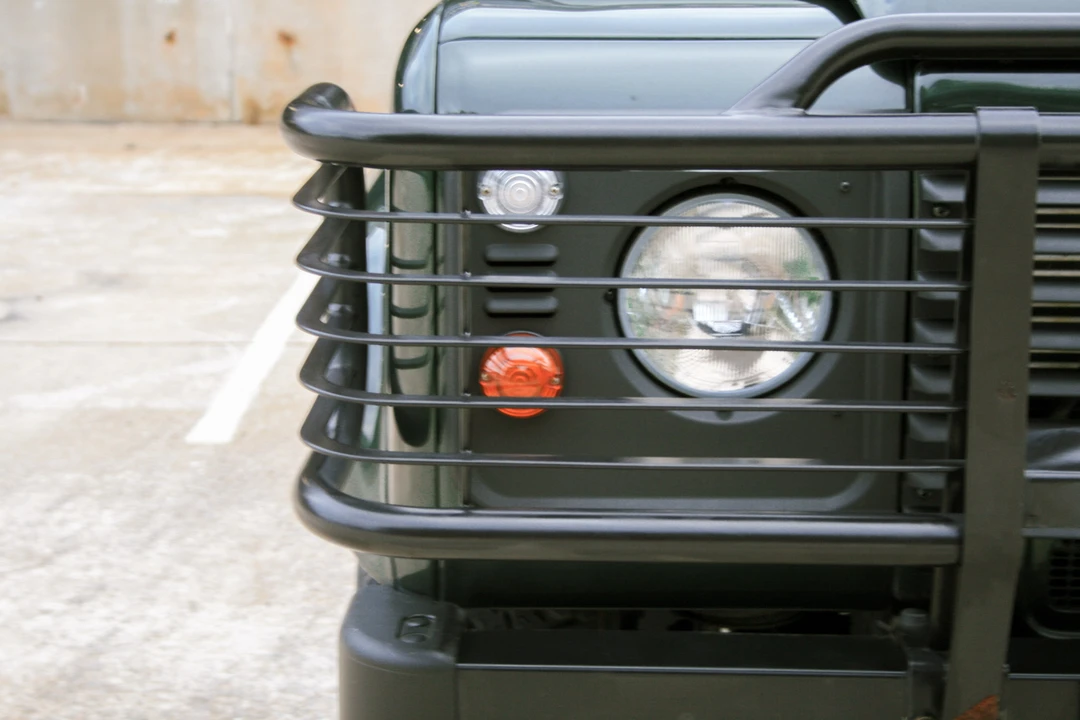1999 Land Rover Defender 90 - Image 16 of 31