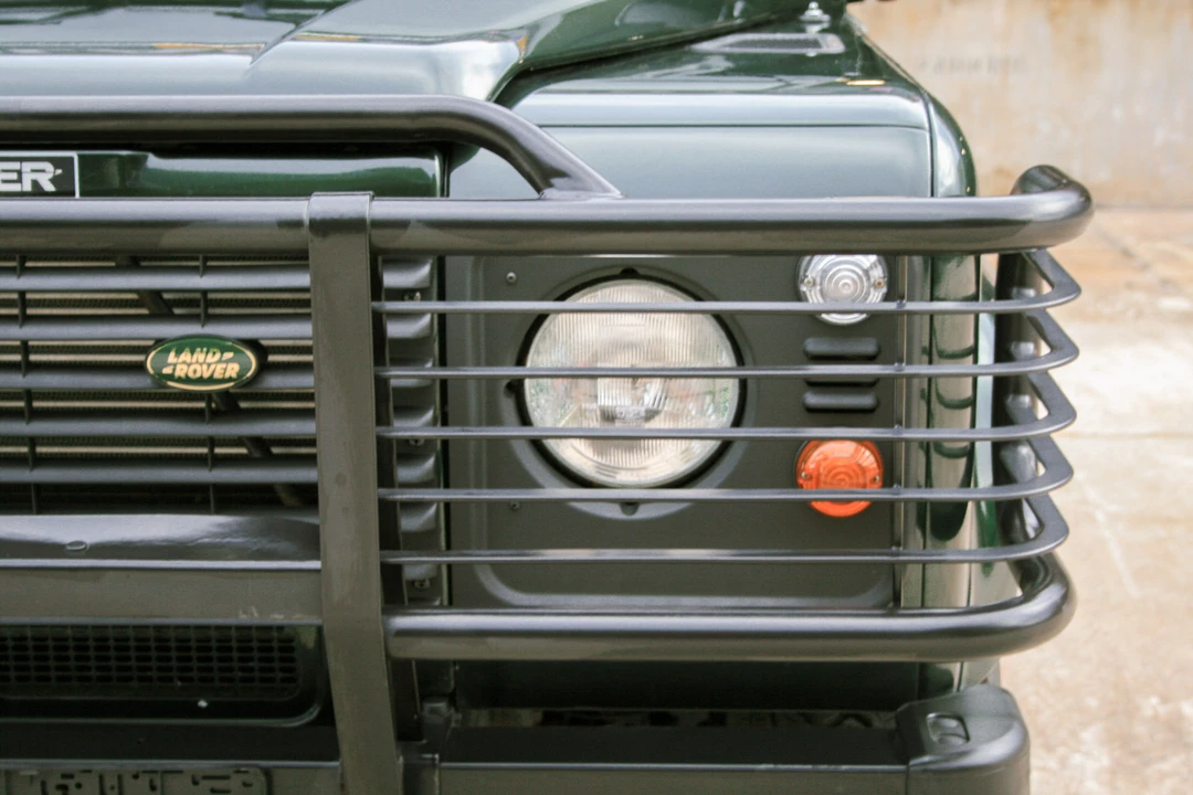 1999 Land Rover Defender 90 - Image 17 of 31