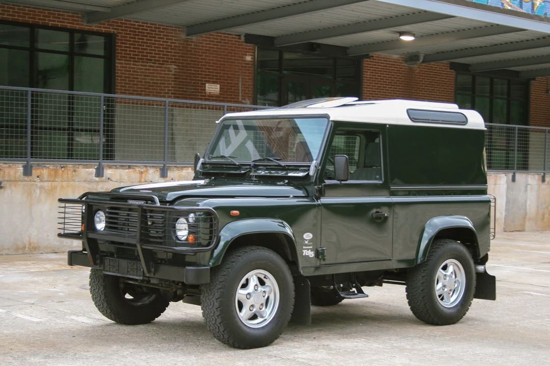 1999 Land Rover Defender 90 - Image 4 of 31