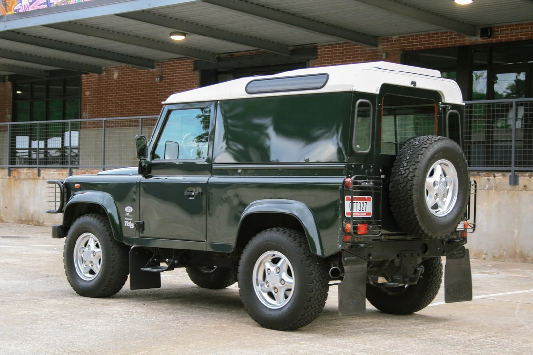 1999 Land Rover Defender 90 - Image 6 of 31