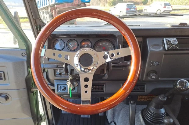 1999 Land Rover Defender 90 - Image 5 of 8