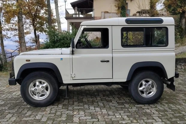1999 Land Rover Defender 90 - Image 3 of 8