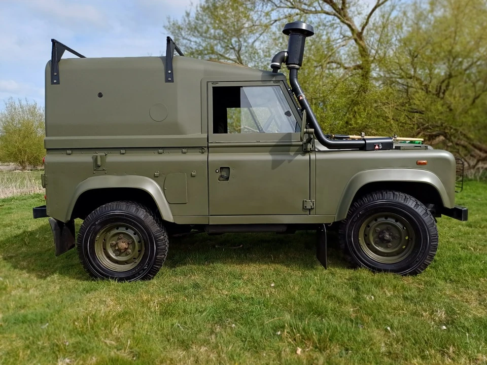 1999 Land Rover Defender 90 - Image 4 of 30