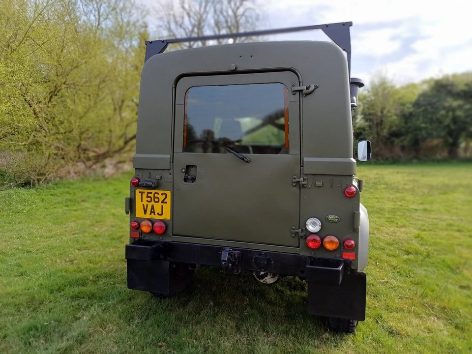 1999 Land Rover Defender 90 - Image 11 of 30