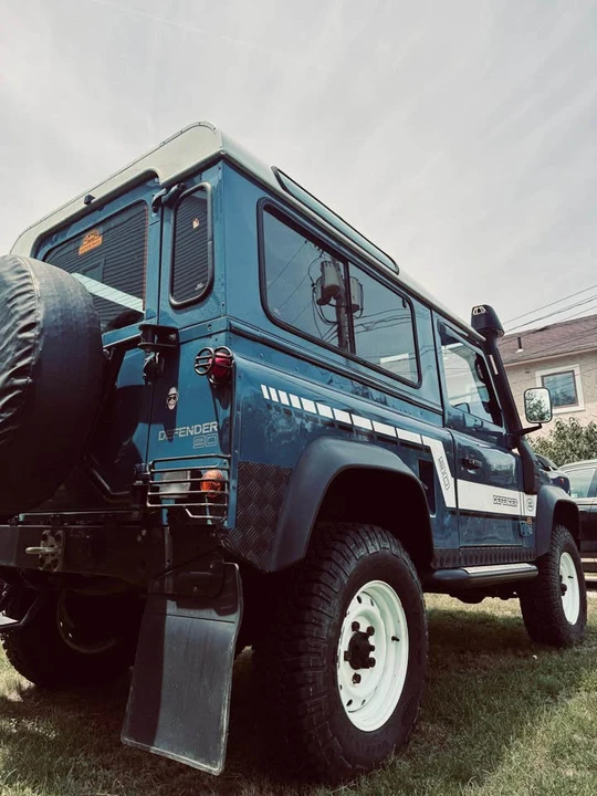 1999 Land Rover Defender 90 - Image 2 of 8