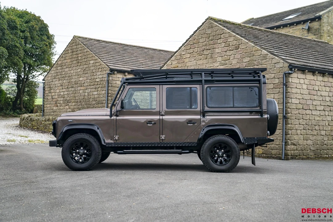 1999 Land Rover Defender - Image 8 of 21