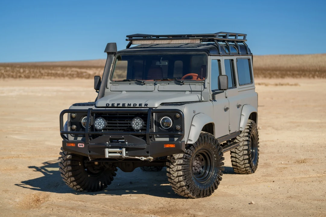1999 Land Rover Defender 110 - Image 3 of 21
