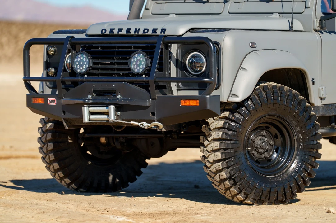 1999 Land Rover Defender 110 - Image 12 of 21
