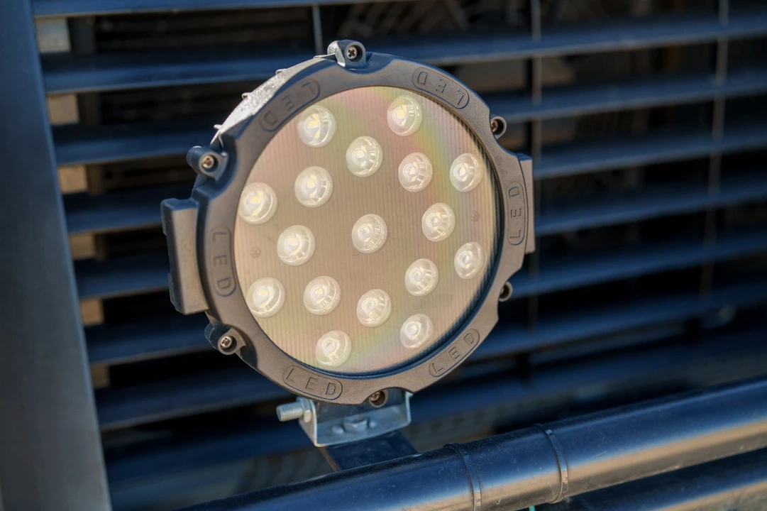 1999 Land Rover Defender 110 - Image 18 of 21