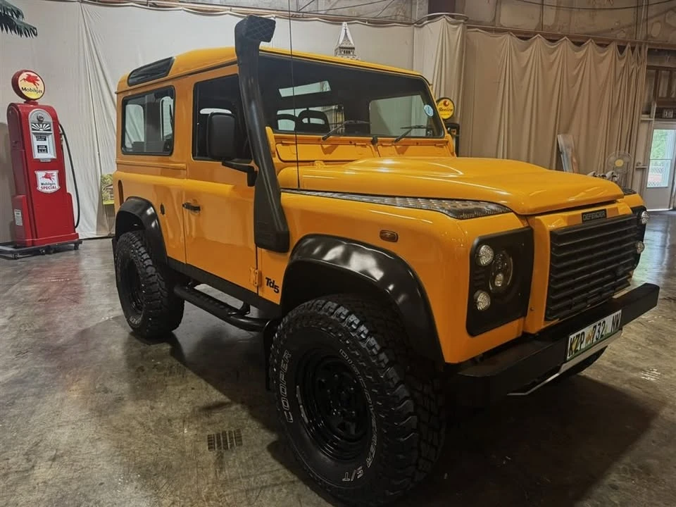 1999 Land Rover Defender - Image 4 of 20