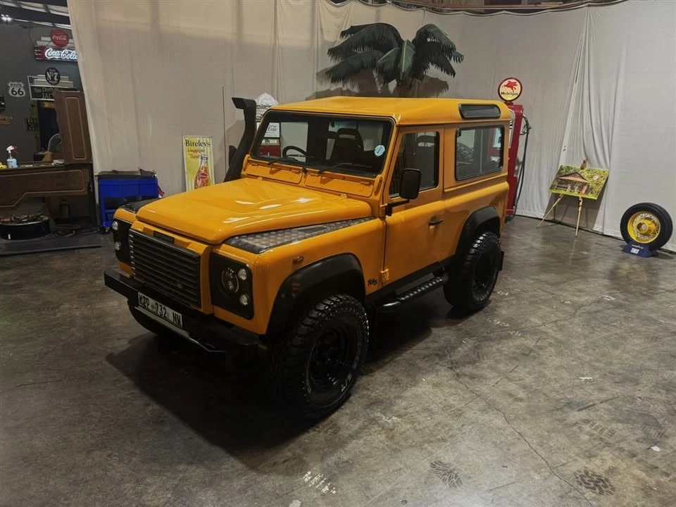 1999 Land Rover Defender - Image 12 of 20