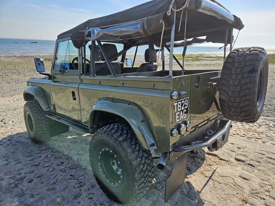 1999 Land Rover Defender - Image 3 of 9