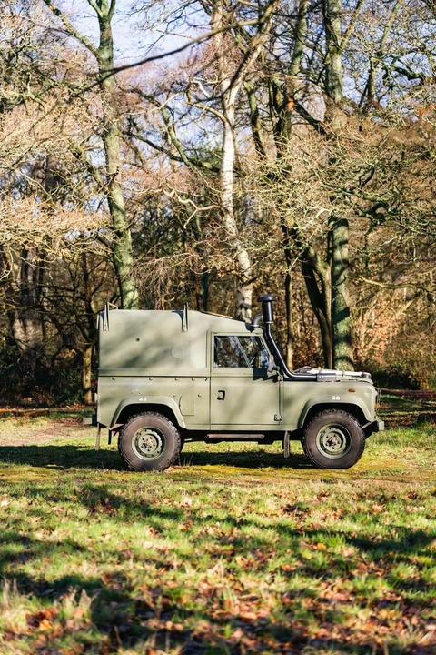 1999 Land Rover Defender - Image 23 of 30