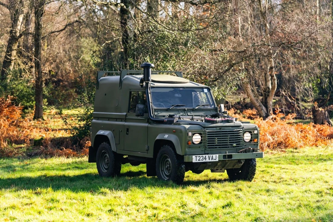 1999 Land Rover Defender - Image 4 of 30