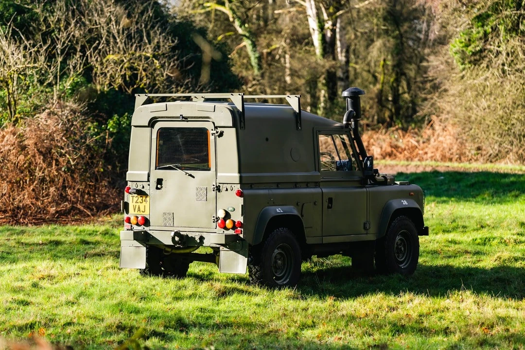 1999 Land Rover Defender - Image 20 of 30