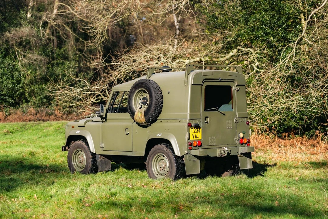 1999 Land Rover Defender 90 - Image 16 of 31