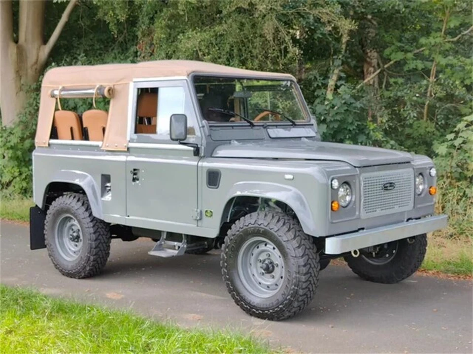 1999 Land Rover Defender - Image 7 of 31