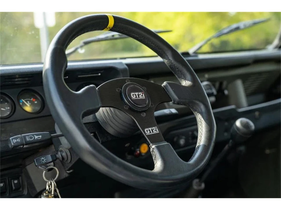 1999 Land Rover Defender - Image 11 of 31