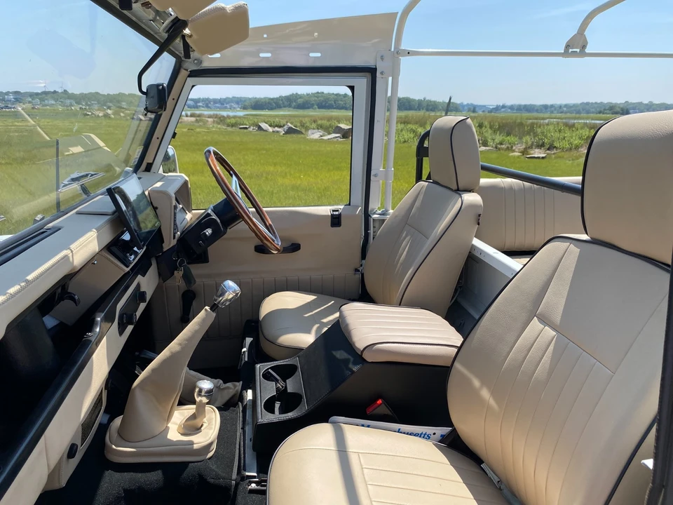 1999 Land Rover Defender 90 - Image 7 of 21