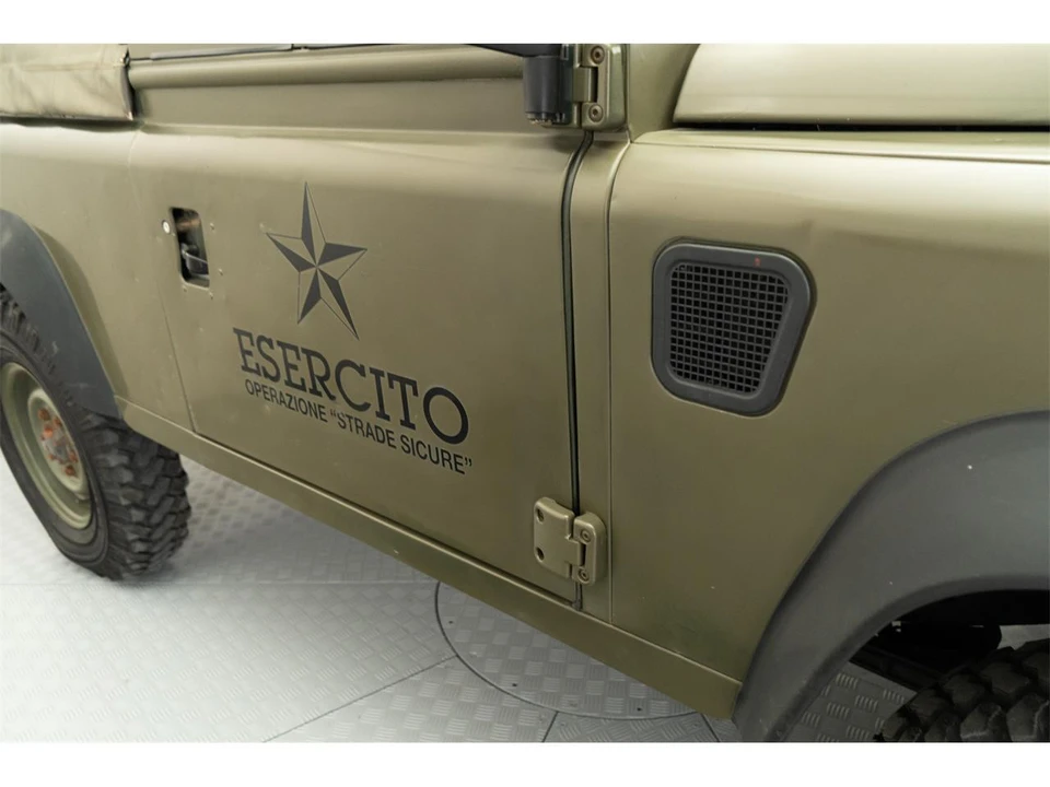 1999 Land Rover Defender - Image 22 of 31
