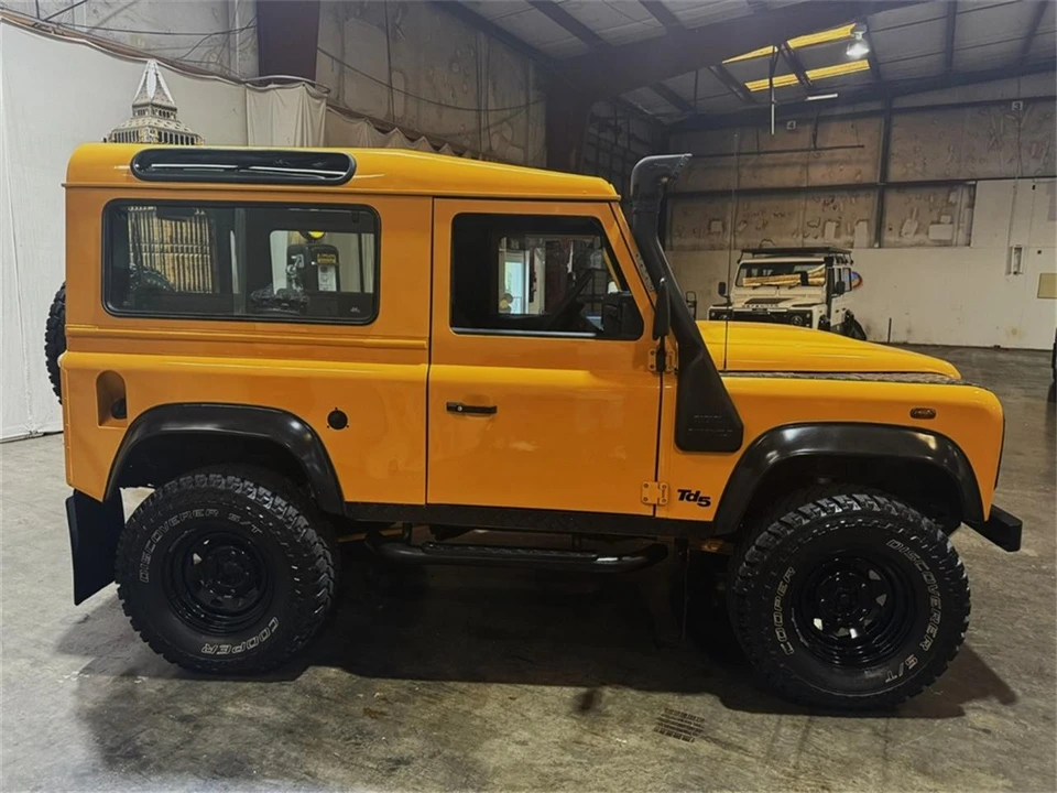 1999 Land Rover Defender - Image 18 of 31